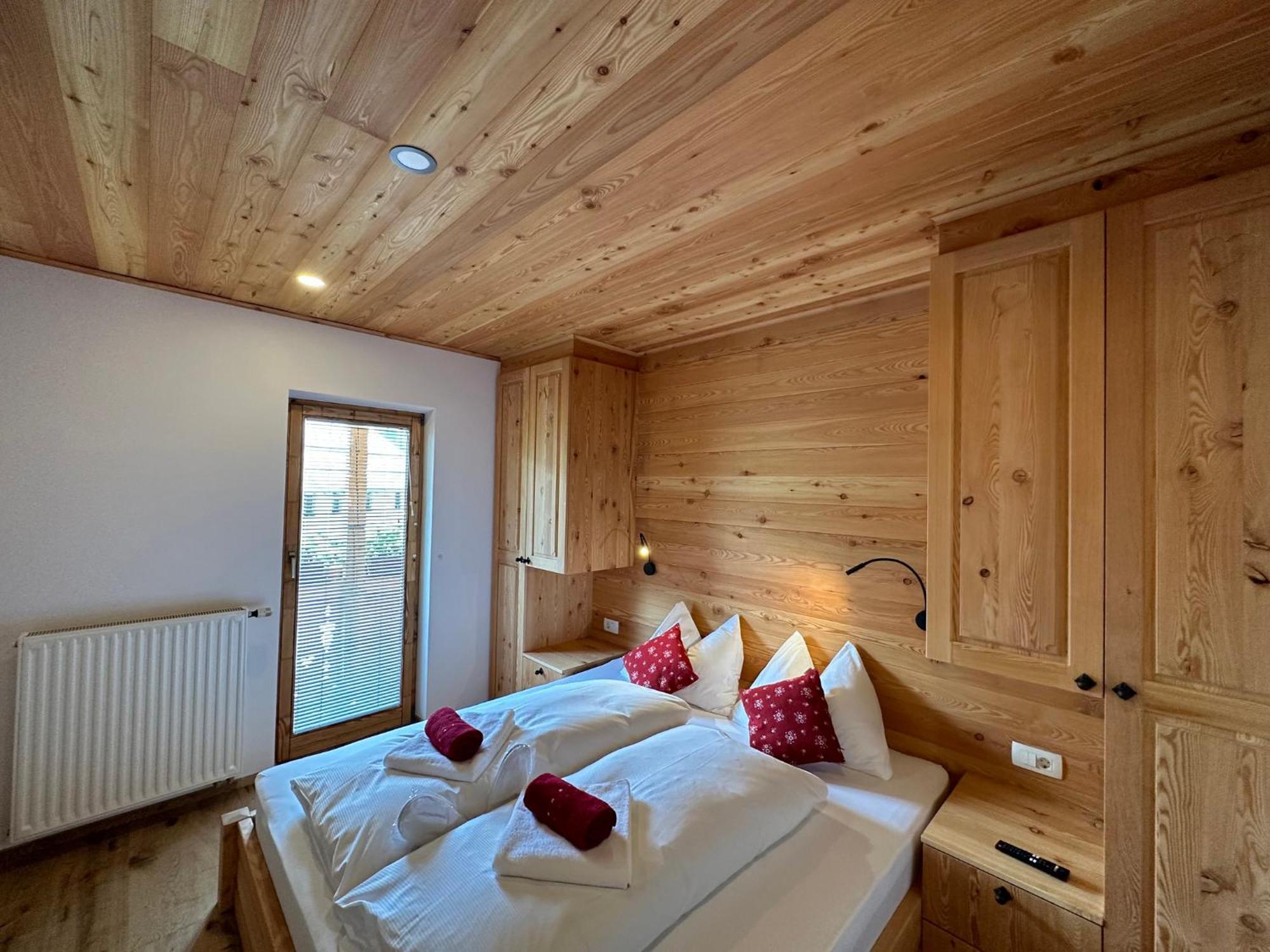 Hotel Surc Kranjska Gora Extérieur photo