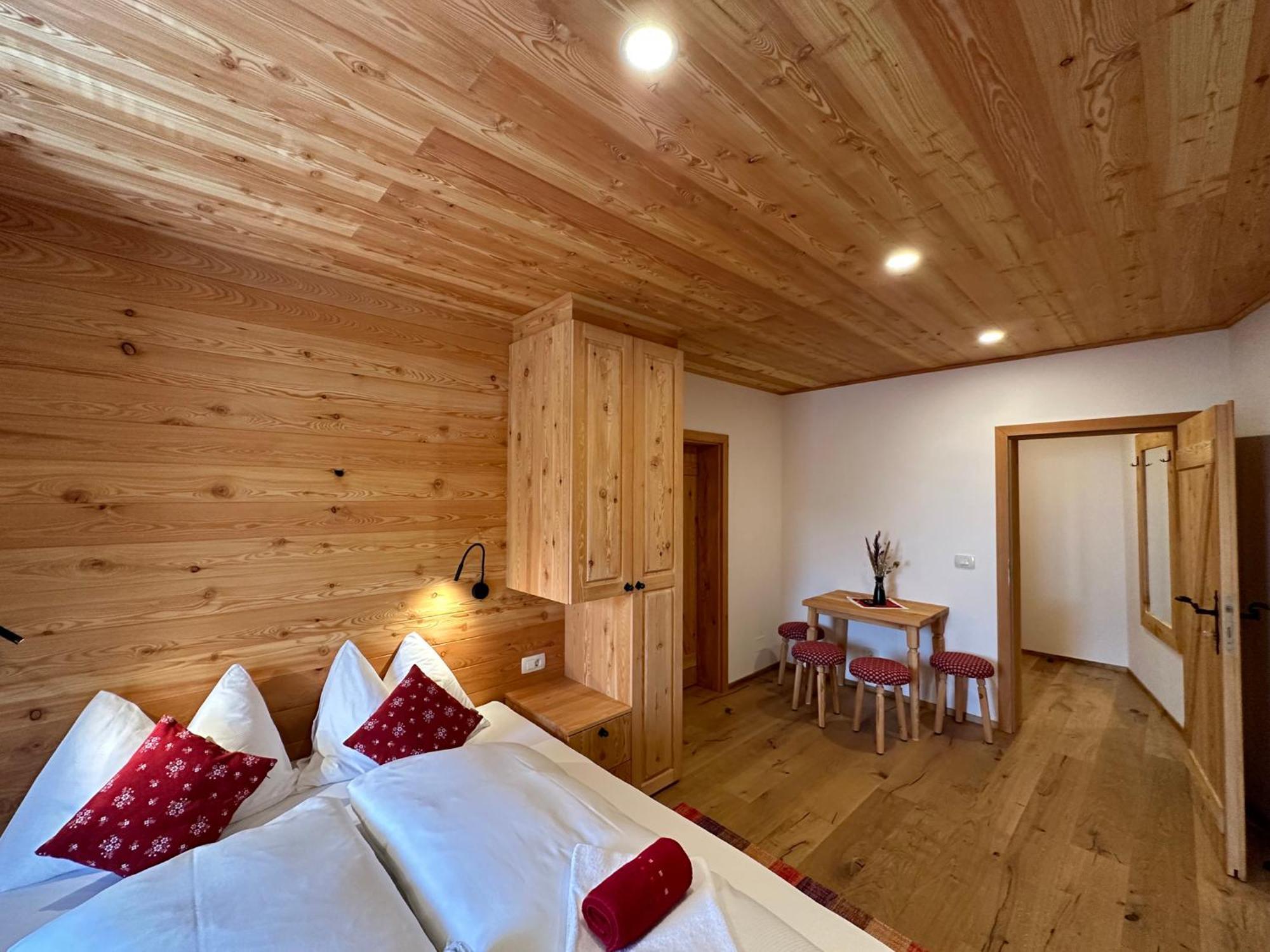 Hotel Surc Kranjska Gora Extérieur photo