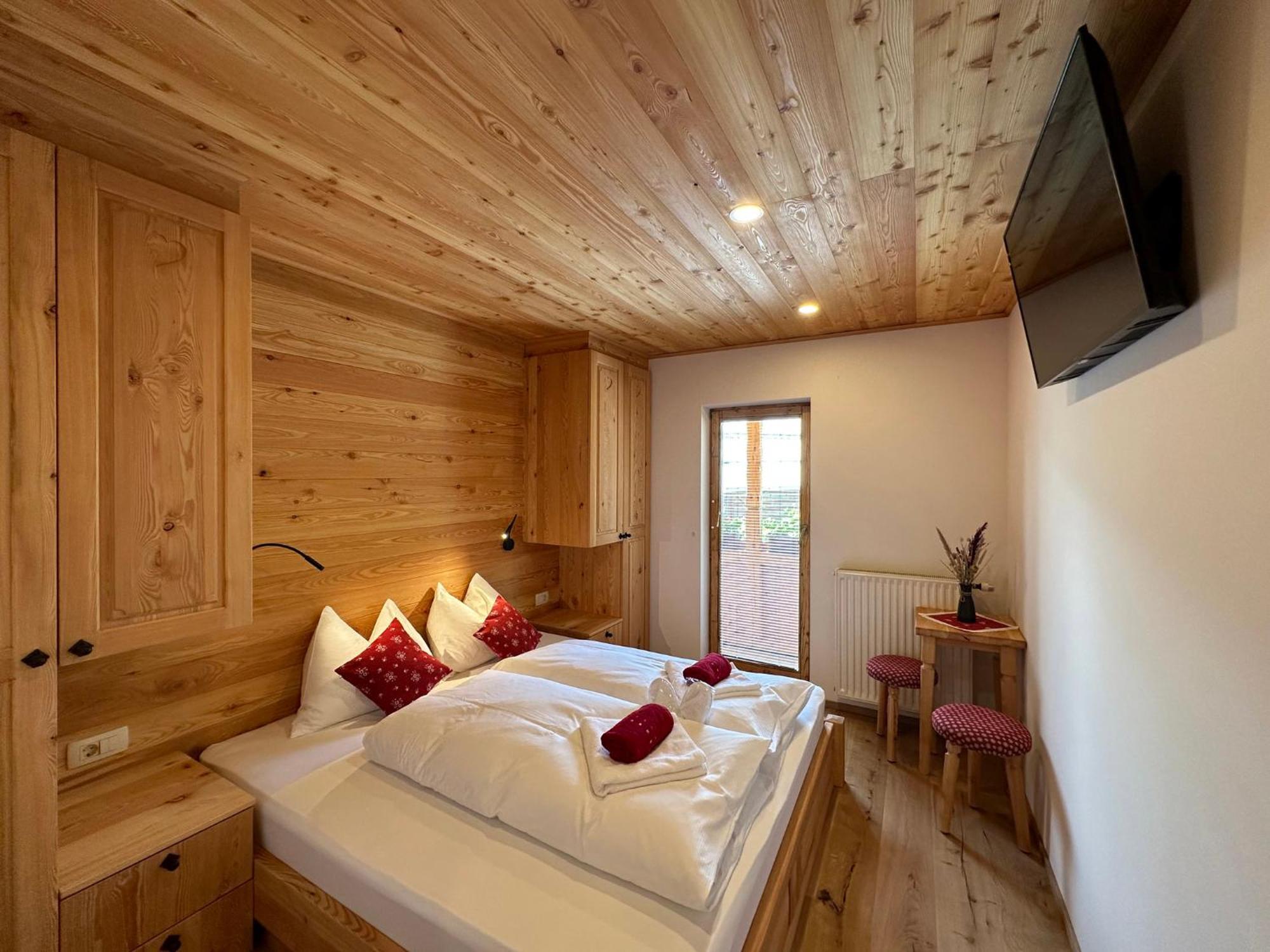 Hotel Surc Kranjska Gora Extérieur photo
