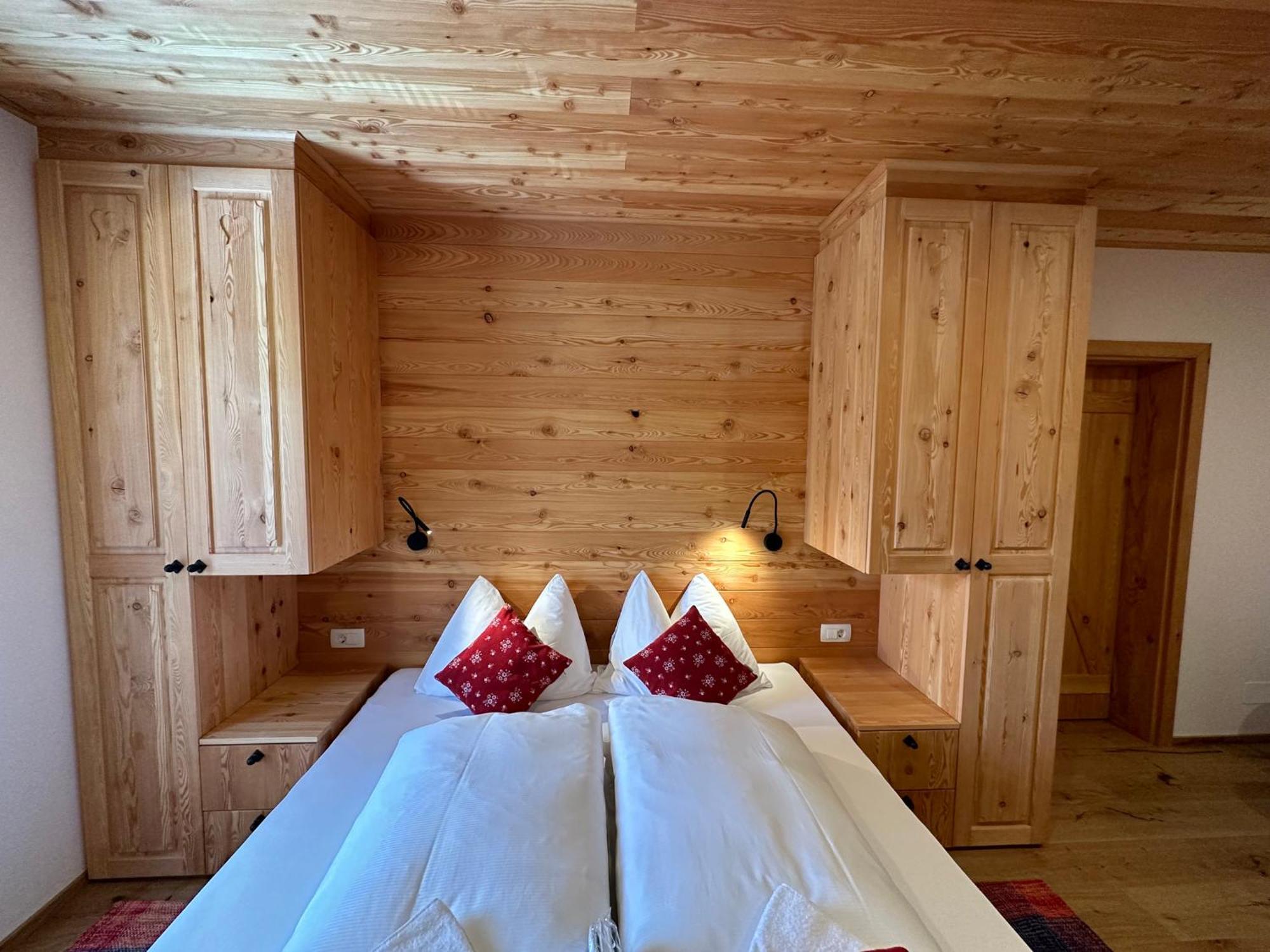Hotel Surc Kranjska Gora Extérieur photo