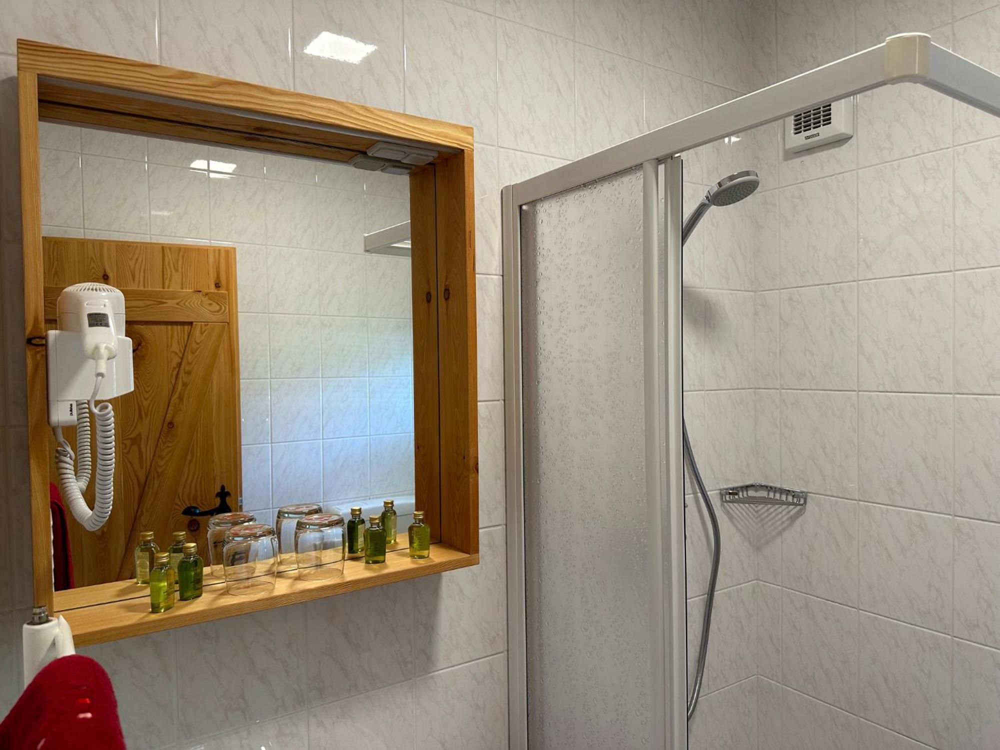 Hotel Surc Kranjska Gora Extérieur photo