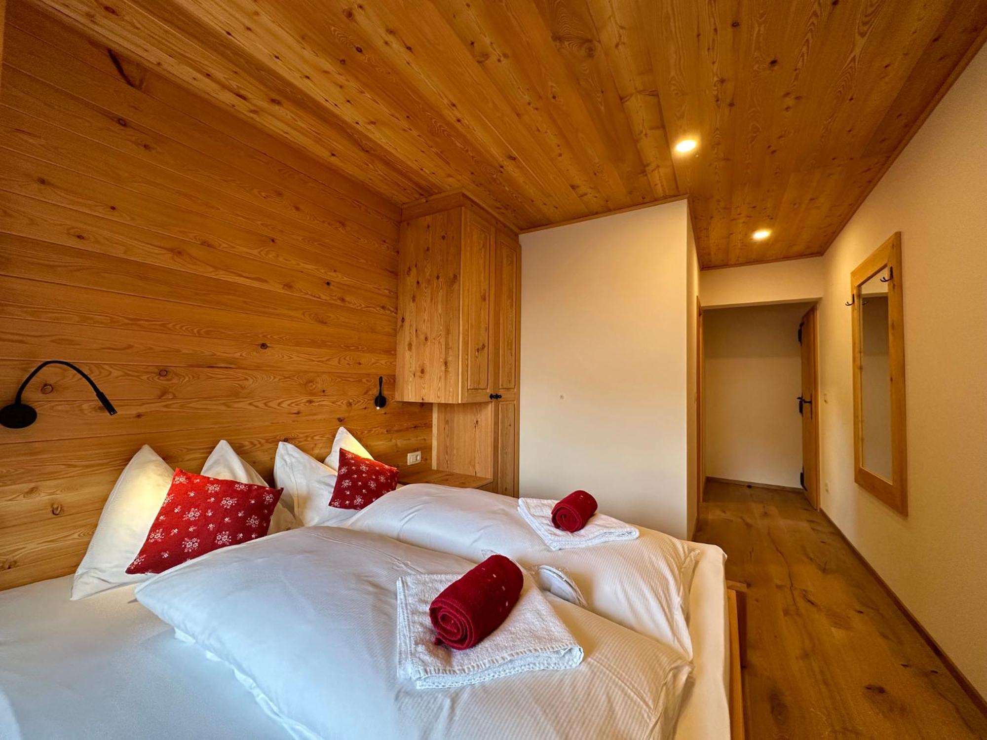 Hotel Surc Kranjska Gora Extérieur photo