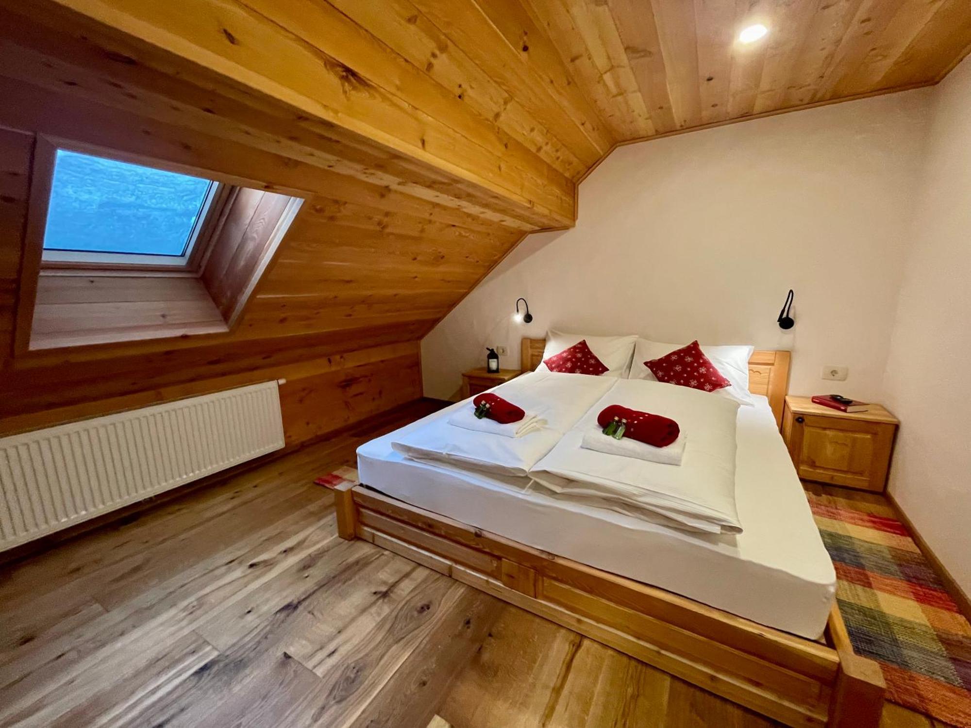 Hotel Surc Kranjska Gora Extérieur photo